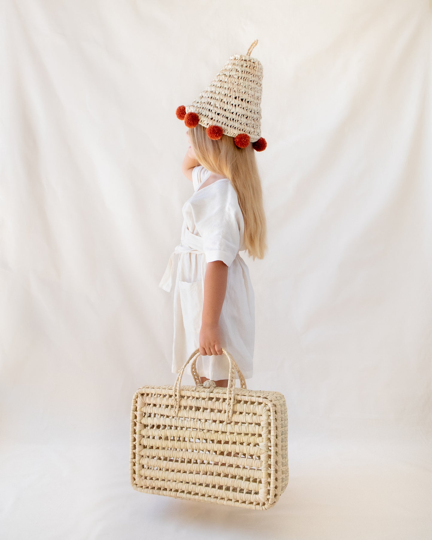 abajur – abajures – quarto de criança – quarto de bebé – decoração – feito à mão em palma – iluminação quarto – abajur em palma – abajur estilo boho – abajur em bamboo – bambu