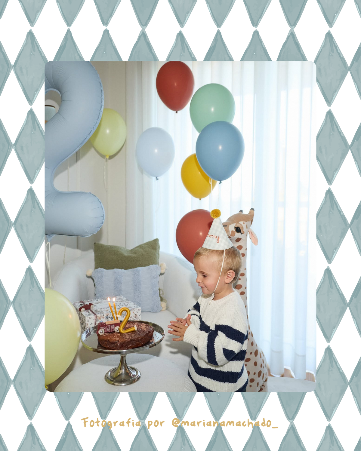 Chapéu de festa com pompom