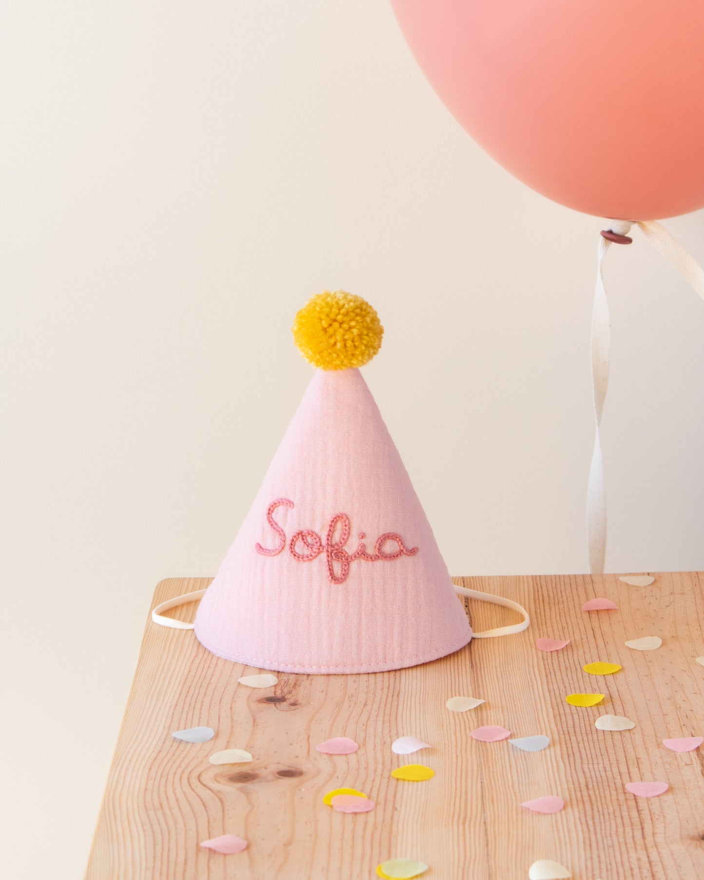 Chapéu de festa com pompom