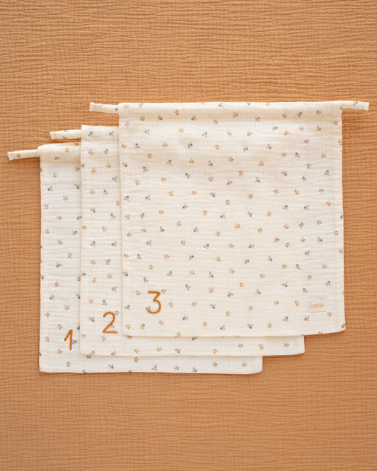 Conjunto de 3 sacos grandes bordados "1,2,3"