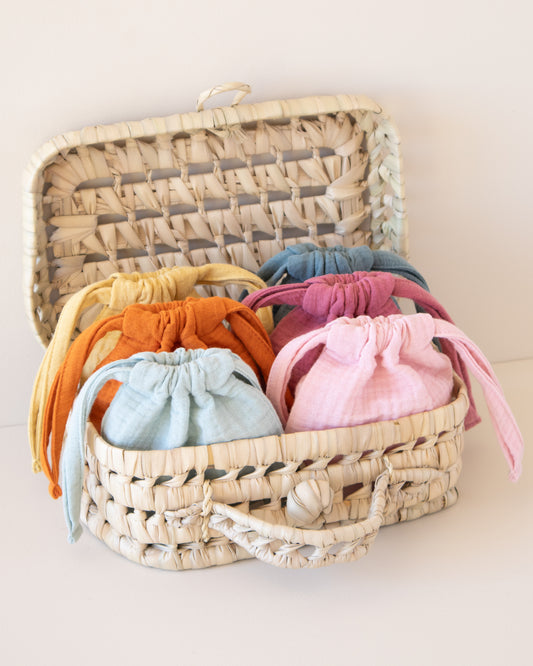 sacos de embrulhos, para oferecer como lembrança nas festas de aniversário